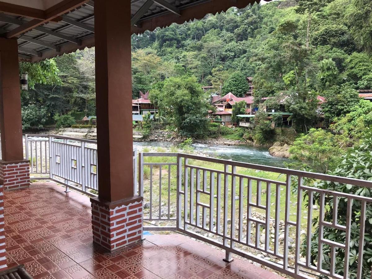Thomas' Retreat Bukit Lawang Hotel Eksteriør billede