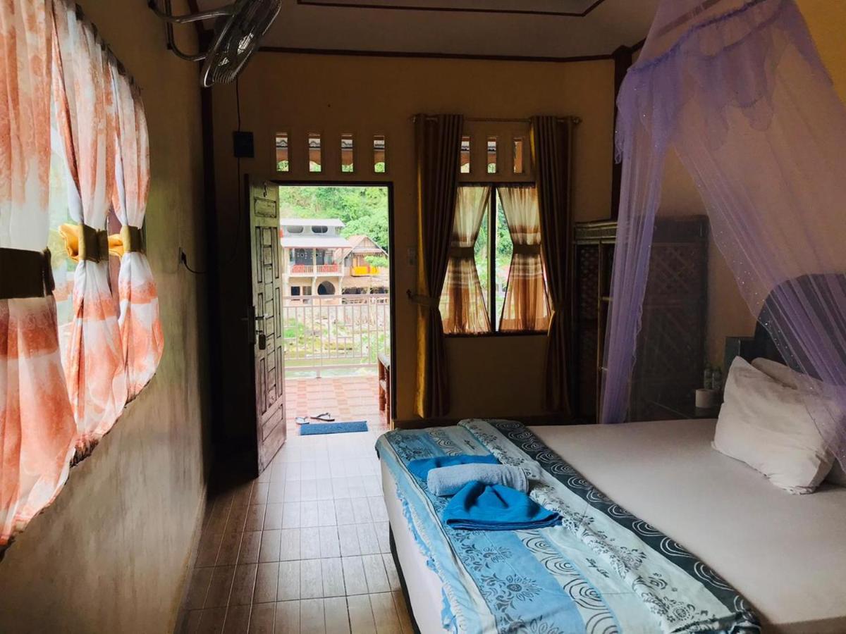 Thomas' Retreat Bukit Lawang Hotel Værelse billede