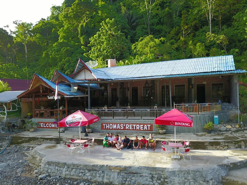 Thomas' Retreat Bukit Lawang Hotel Eksteriør billede